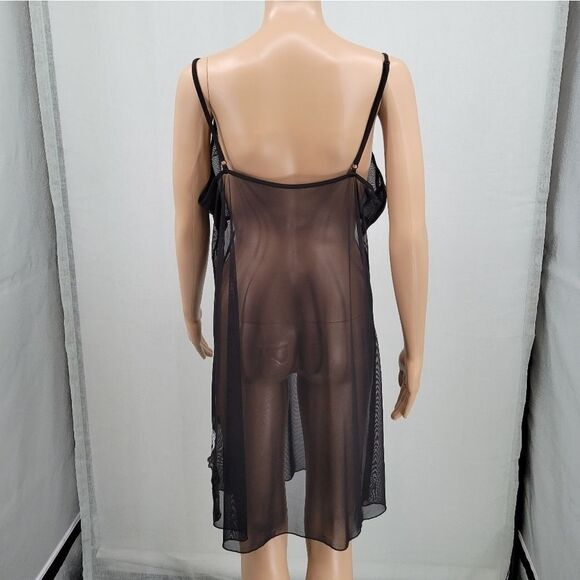 Donna L'oren Y2K Sheer Black Chemise with Gray Scale Floral Details - Picture 7 of 14